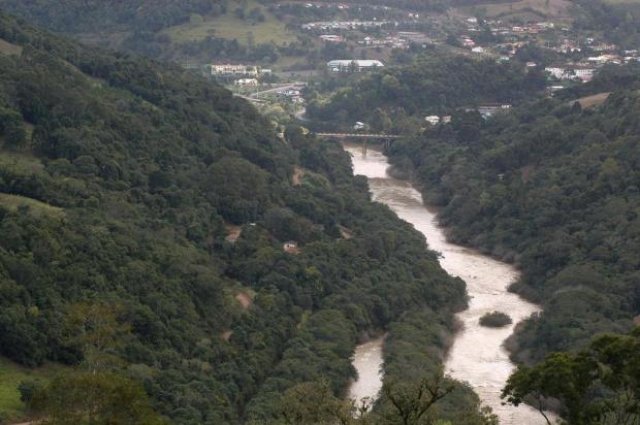 Maior reserva de água doce da América do Sul sob risco de contaminação
